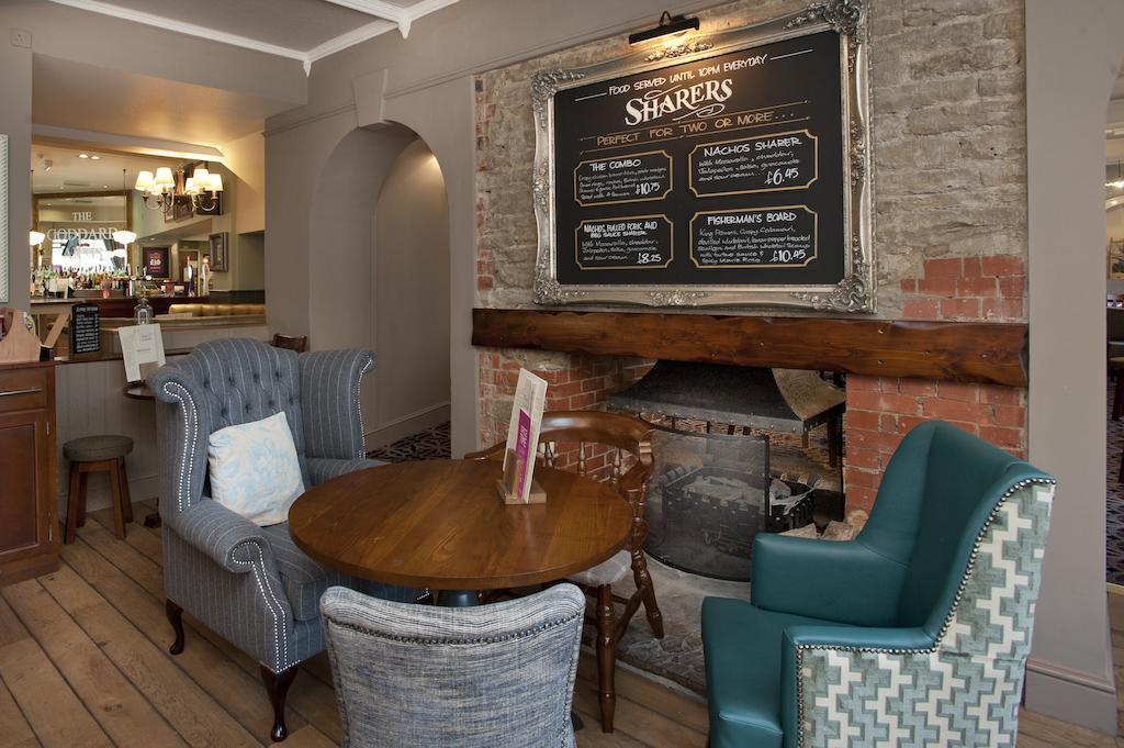 The Goddard Arms Hotel Swindon Kültér fotó