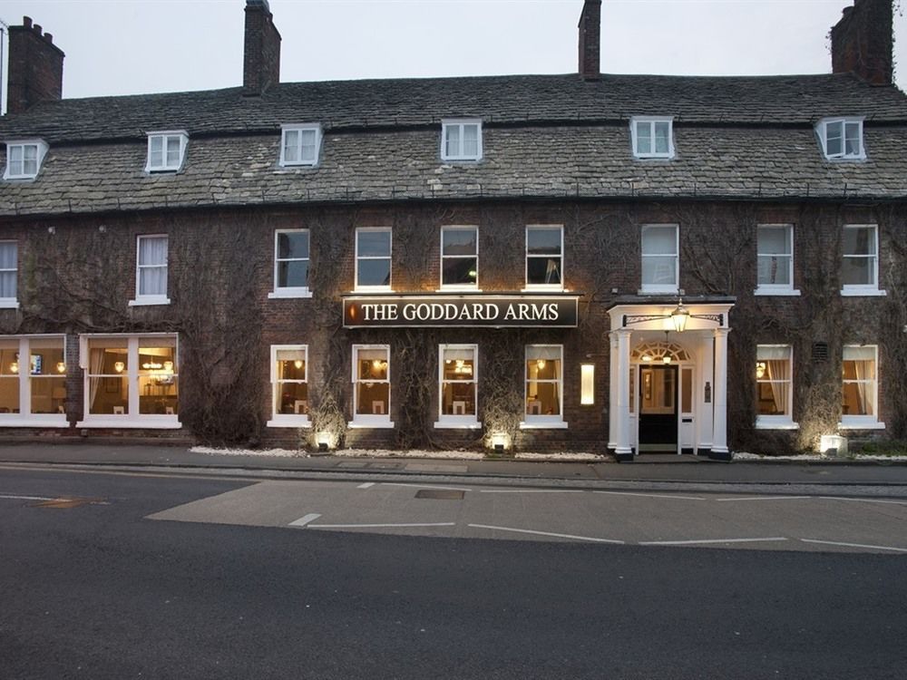 The Goddard Arms Hotel Swindon Kültér fotó