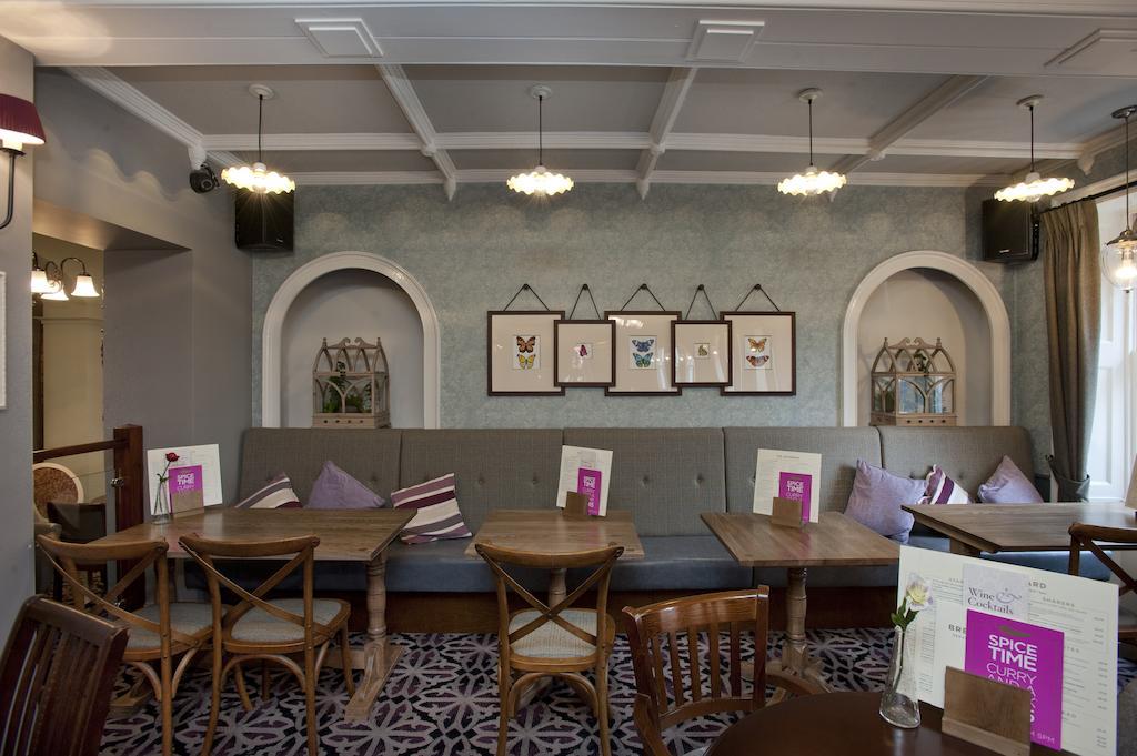 The Goddard Arms Hotel Swindon Kültér fotó